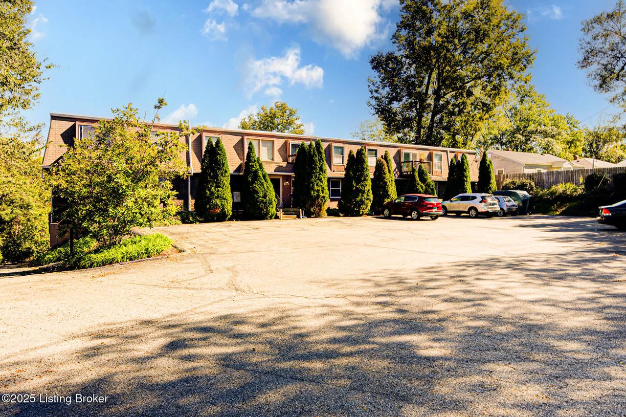 726 Zorn Ave - Photo 1