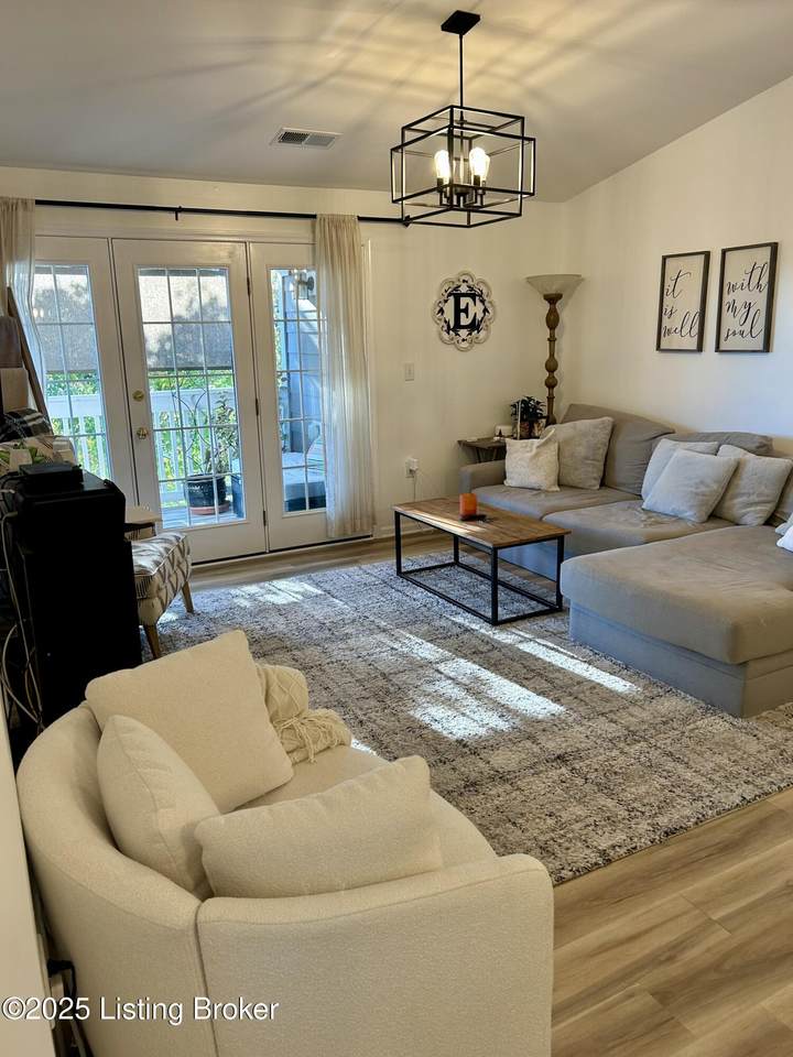 5901 Landers Ave - Photo 1