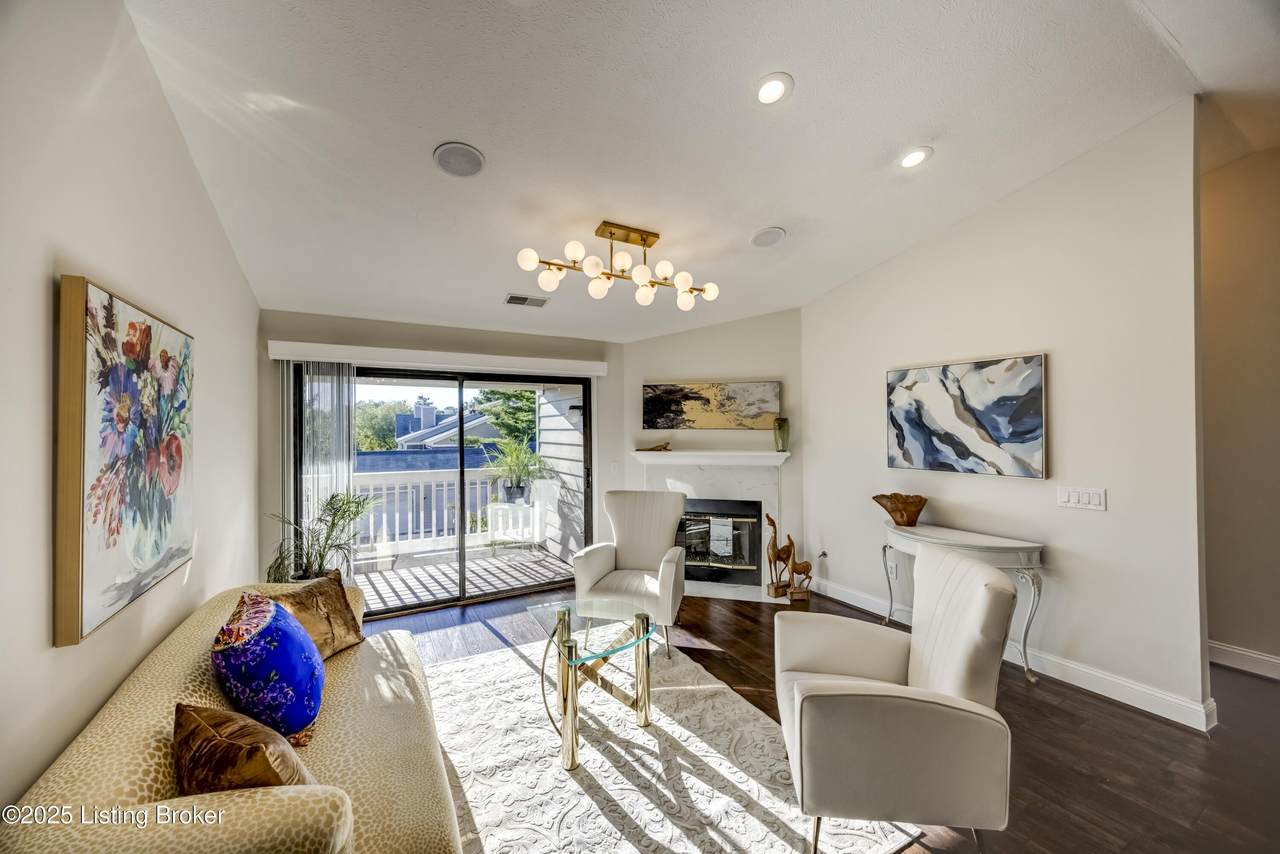 421 Creason Ct - Photo 1