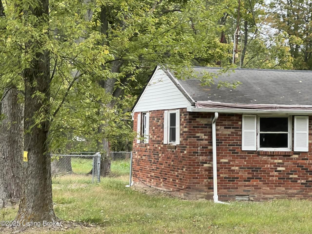 https://bt-photos.global.ssl.fastly.net/louisville/1280_boomver_1_1701693-2.jpg