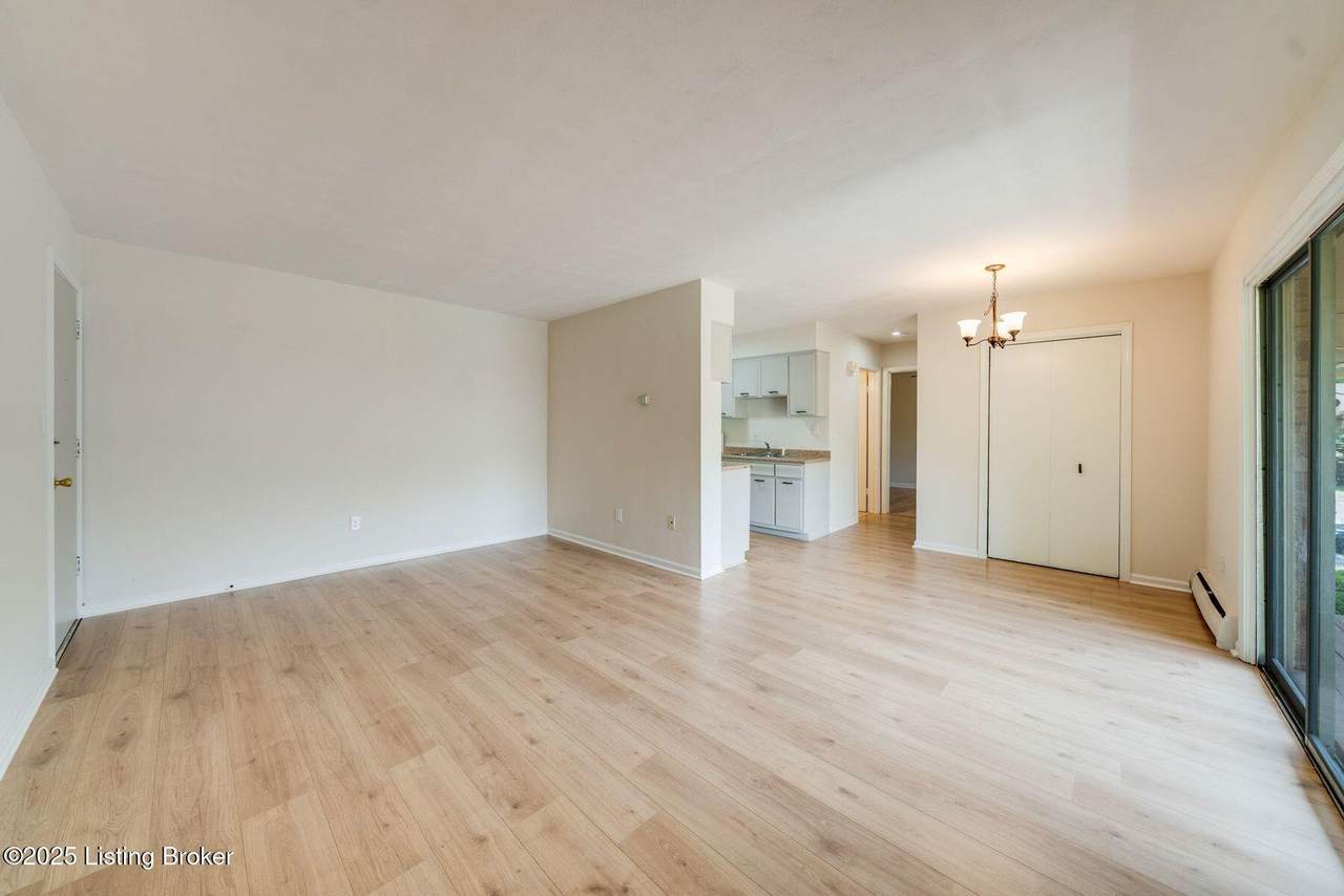 3501 Illinois Ave - Photo 1