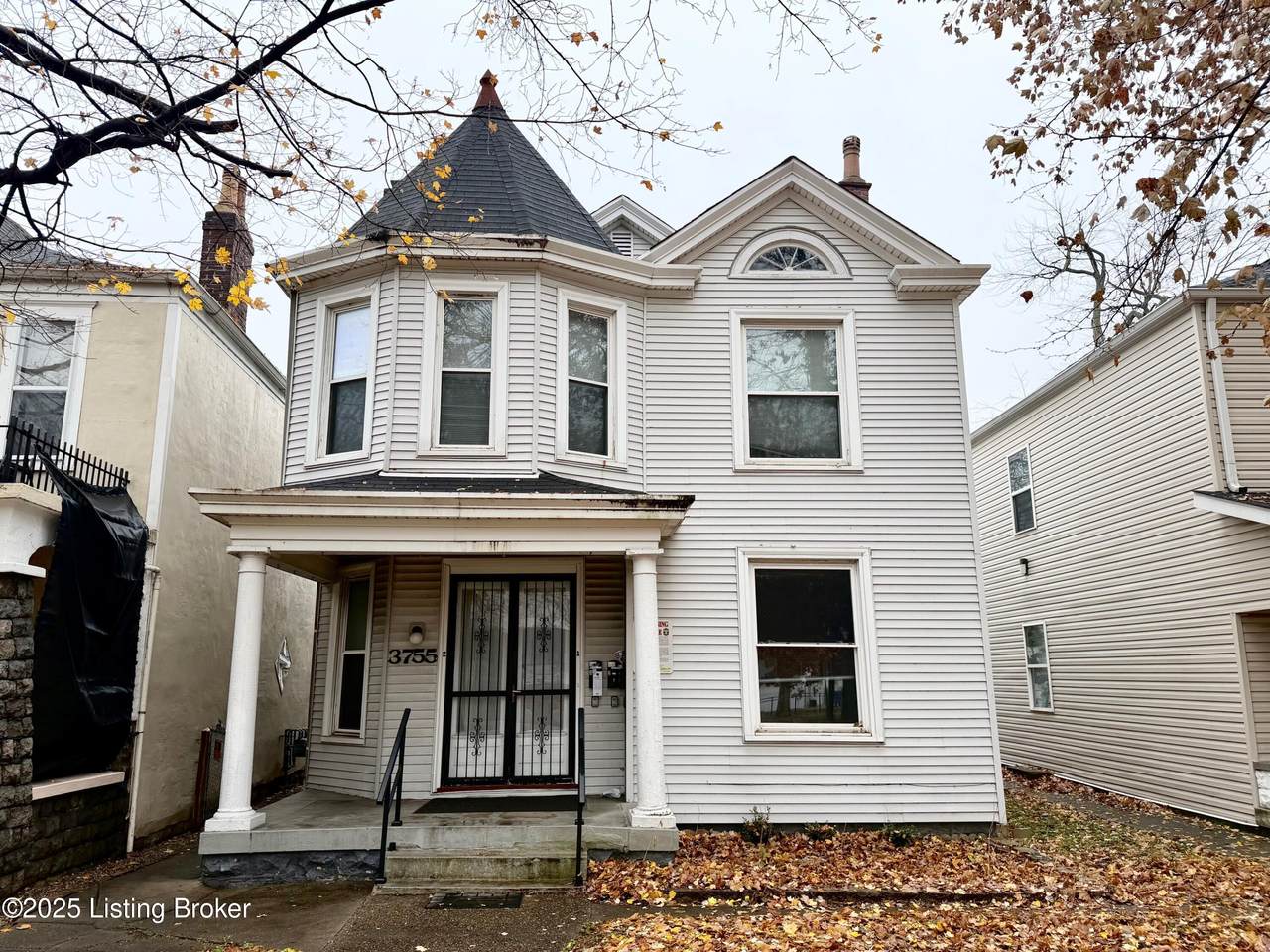 3755 Southern Pkwy - Photo 1