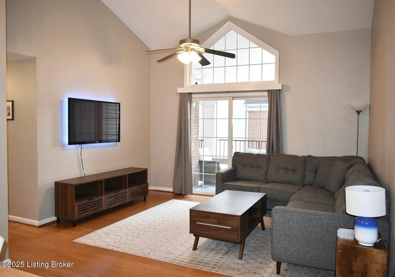 1110 Westlynne Pl - Photo 1