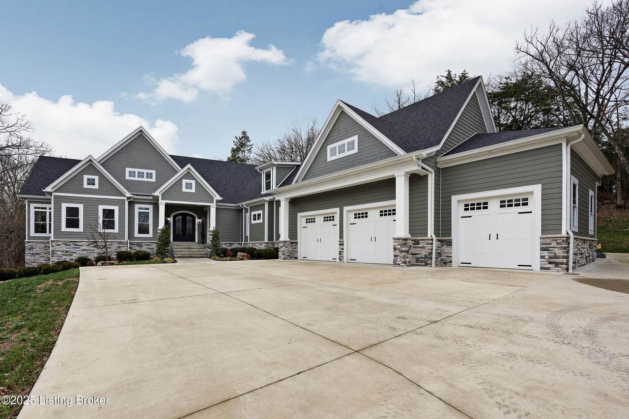 2405 Croake Station Rd - Photo 1