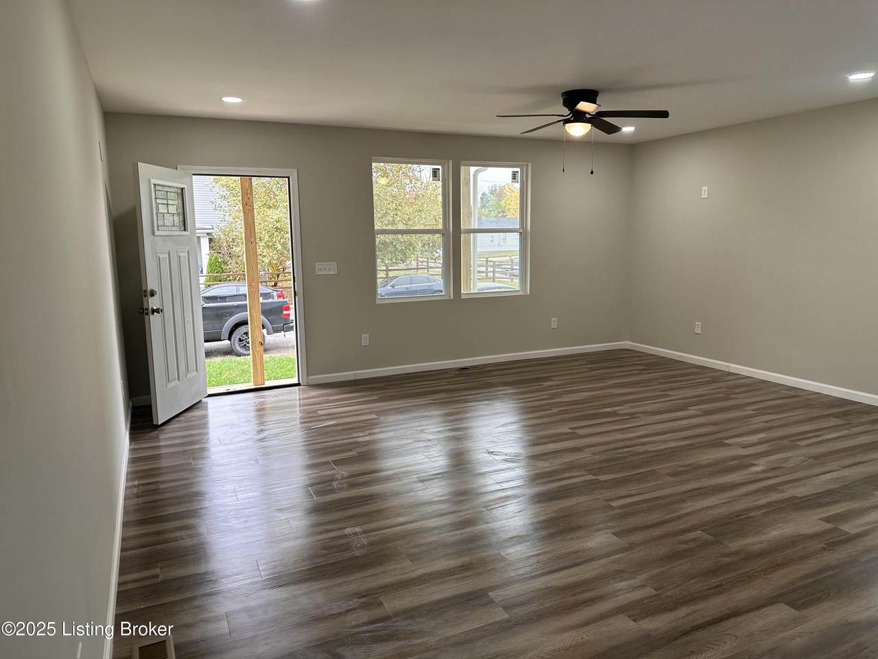 https://bt-photos.global.ssl.fastly.net/louisville/1280_boomver_1_1705548-2.jpg