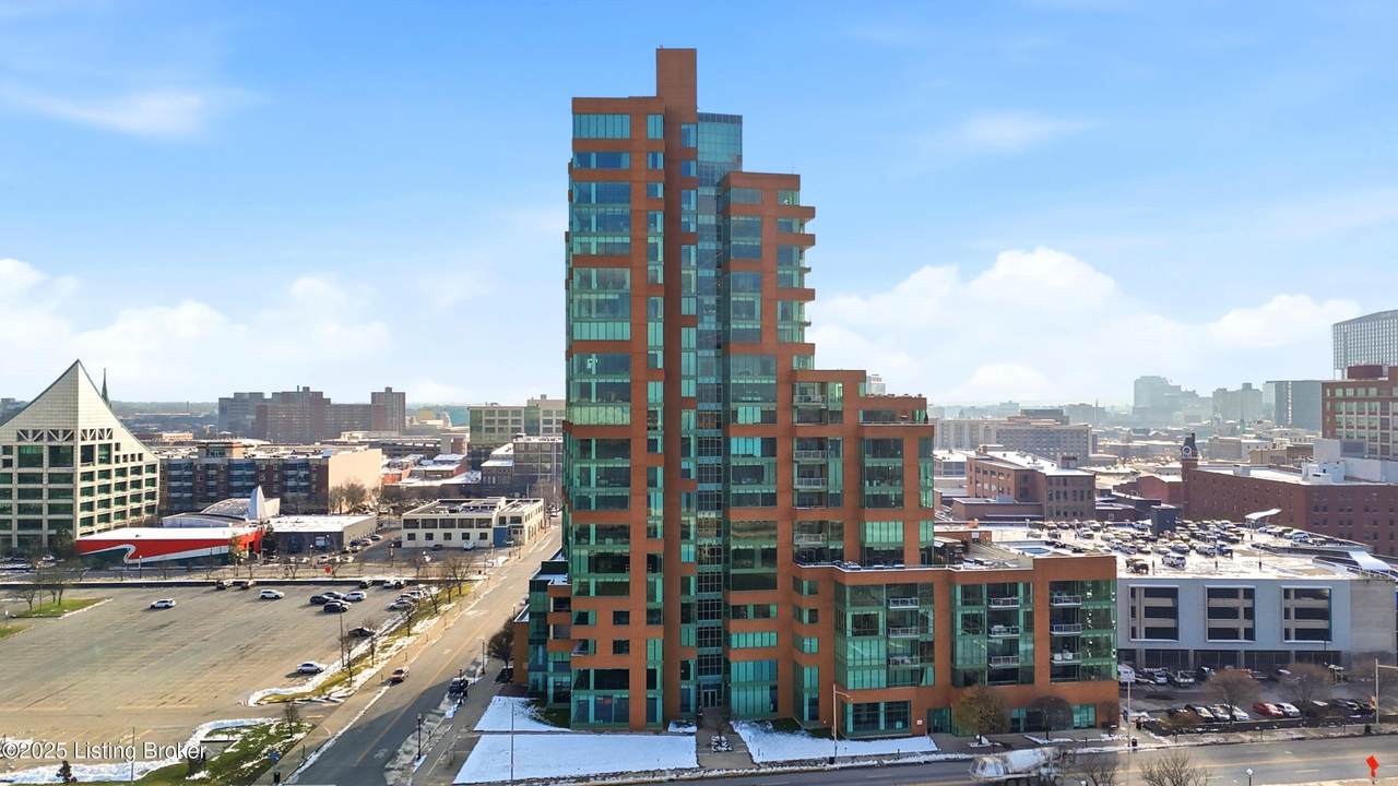 222 Witherspoon St - Photo 1