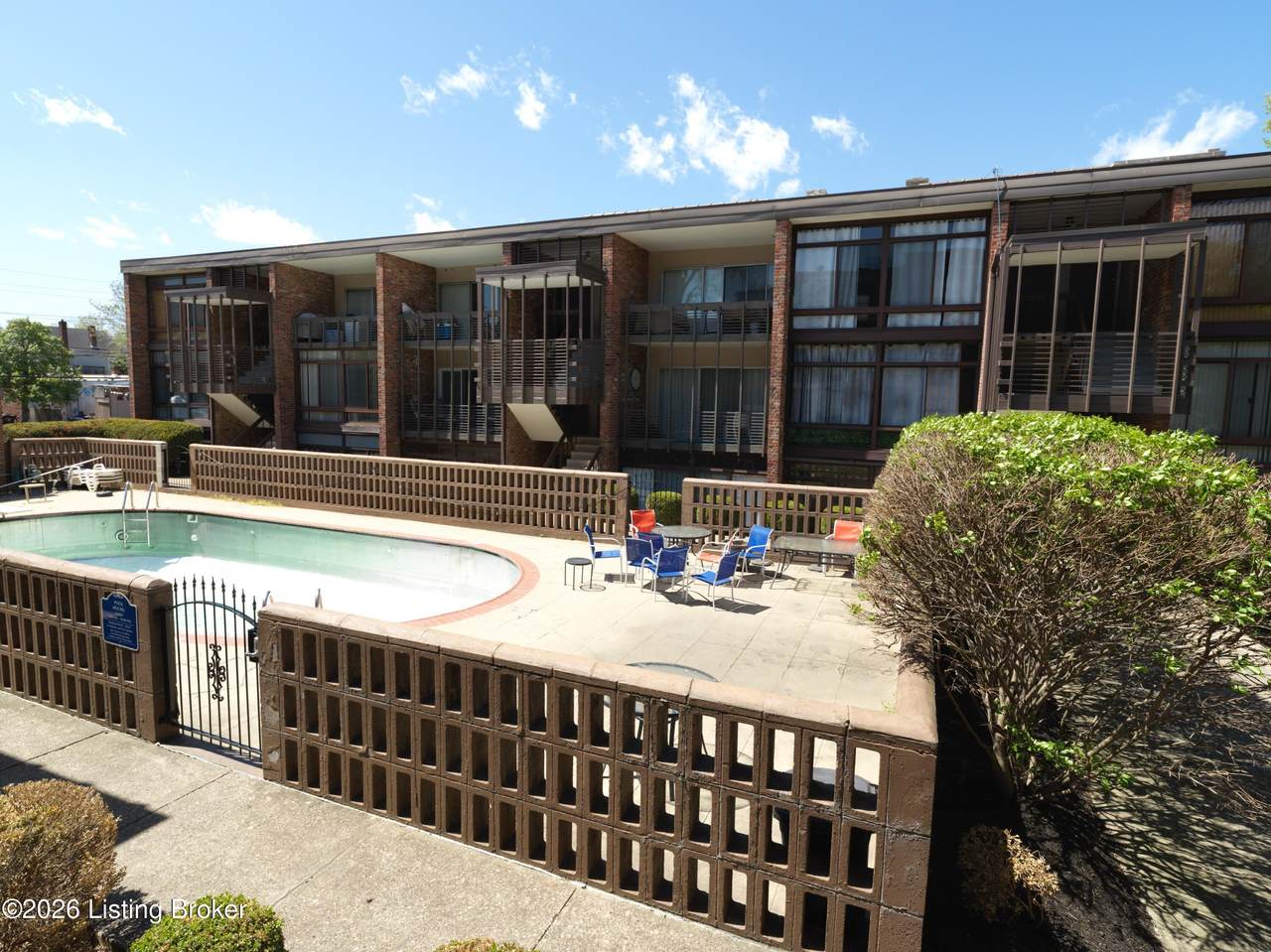 1040 Cherokee Rd - Photo 1