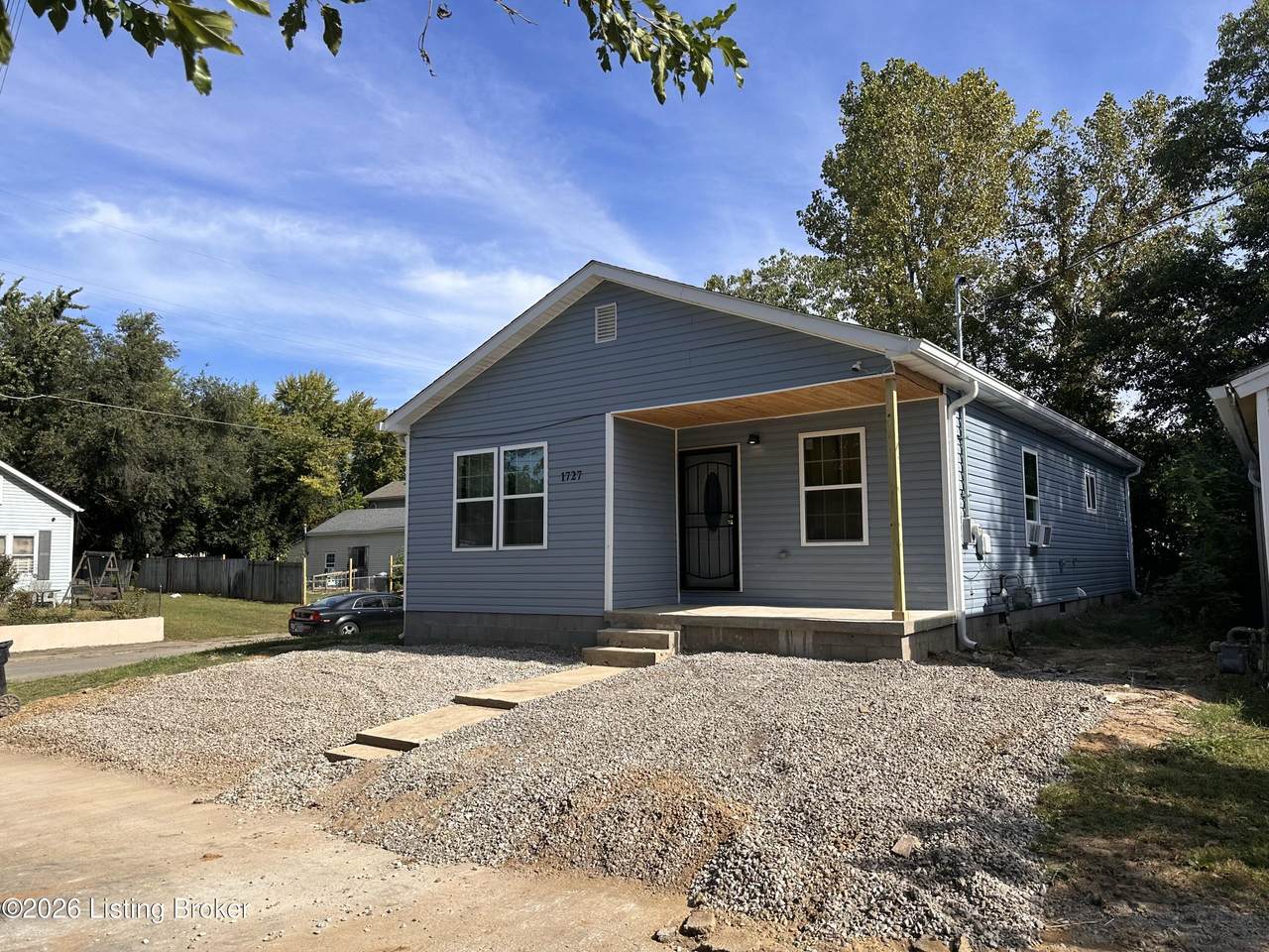 1727 Lytle St - Photo 1