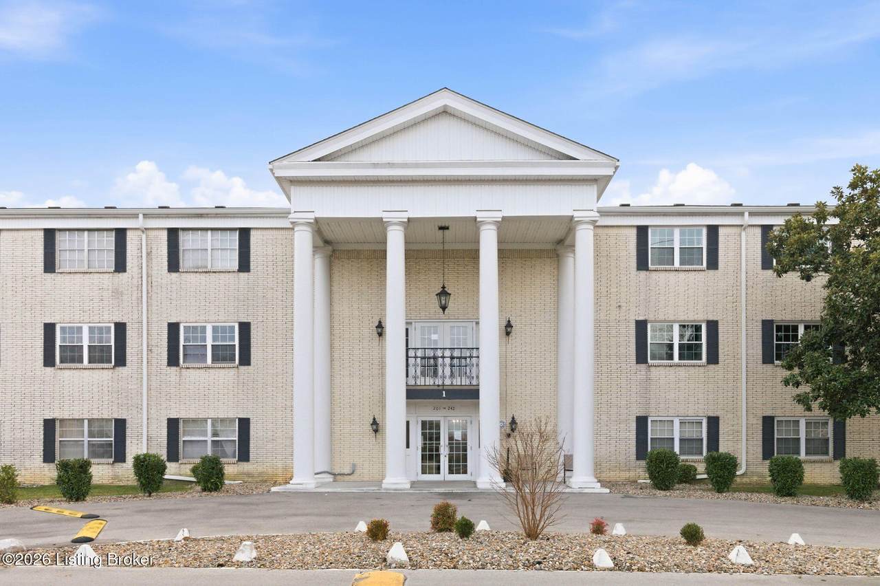 205 El Conquistador Pl - Photo 1