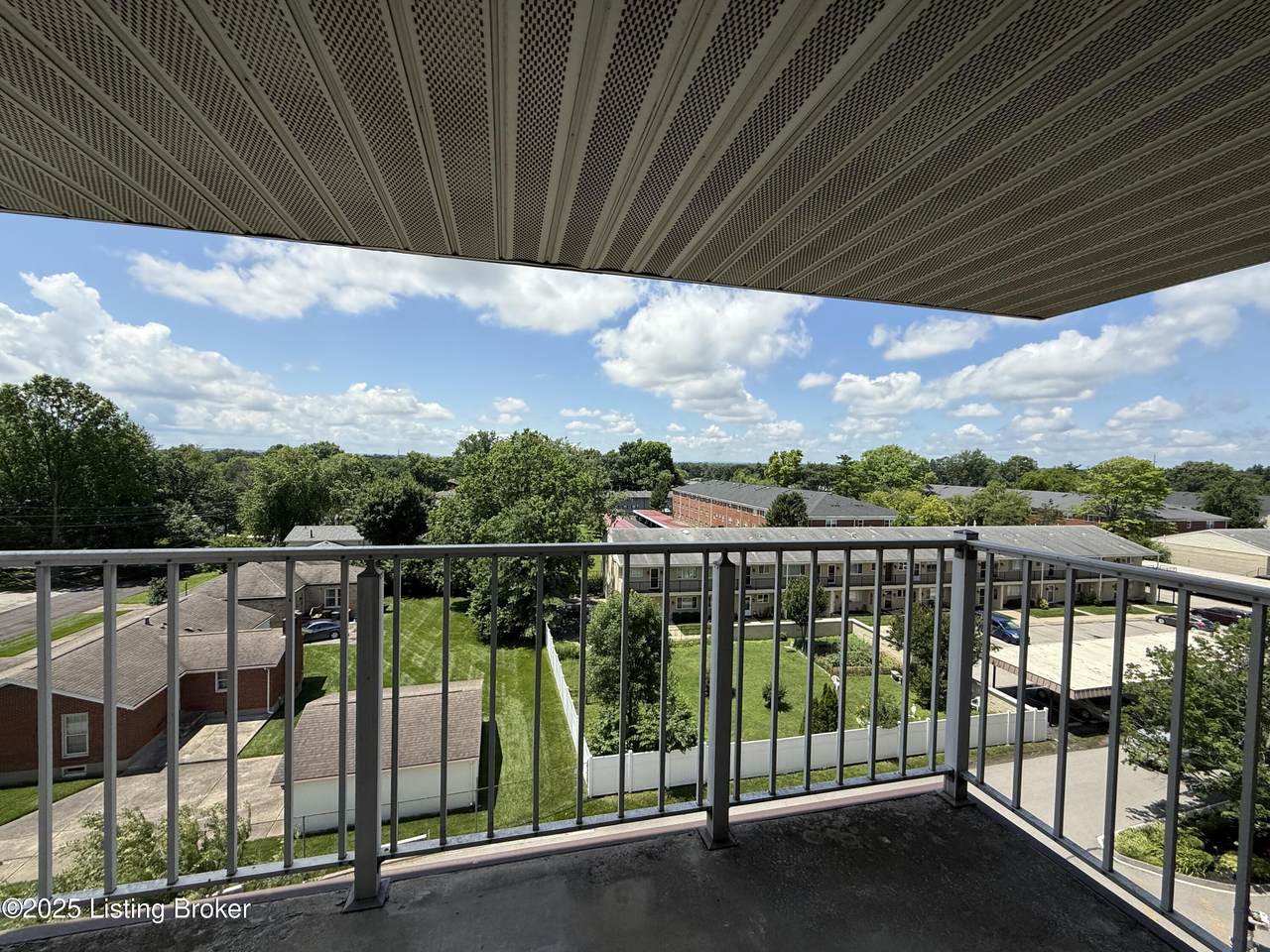 3030 Breckenridge Ln - Photo 1