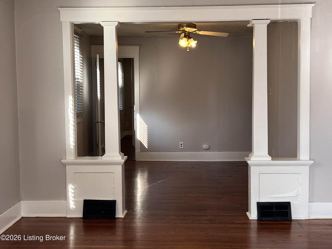 https://bt-photos.global.ssl.fastly.net/louisville/1280_boomver_1_1707833-2.jpg