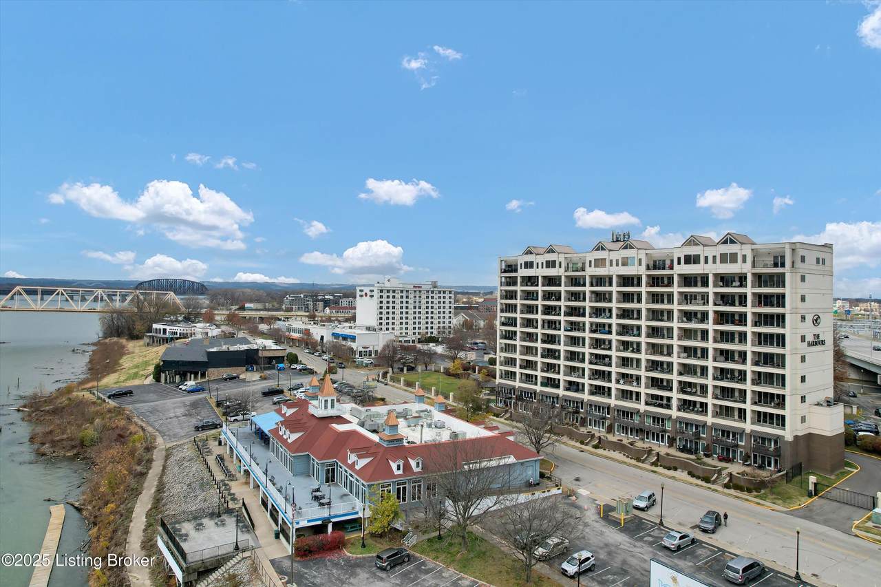 606 Riverside Dr - Photo 1