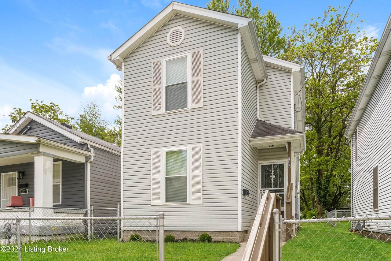 2814 Muhammad Ali Blvd - Photo 1