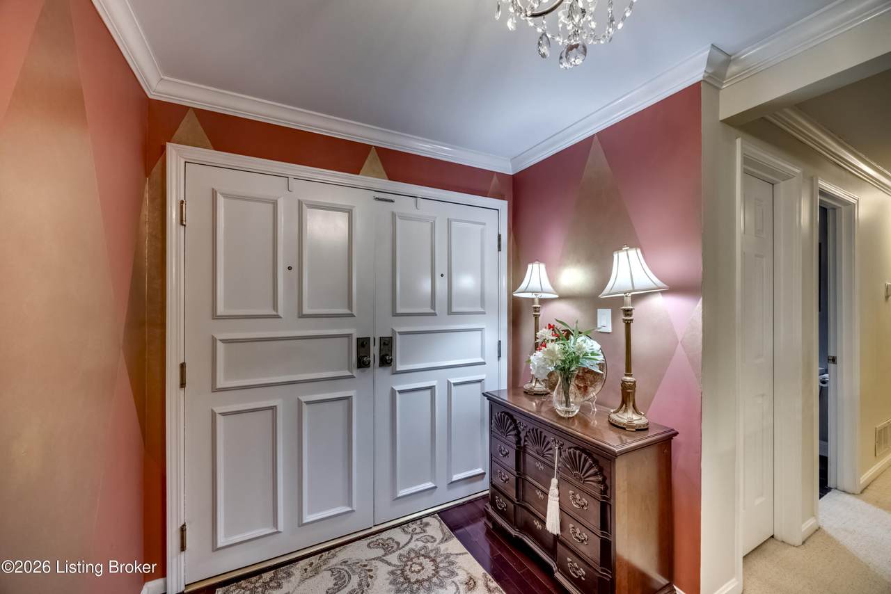 8605 Shelbyville Rd - Photo 1