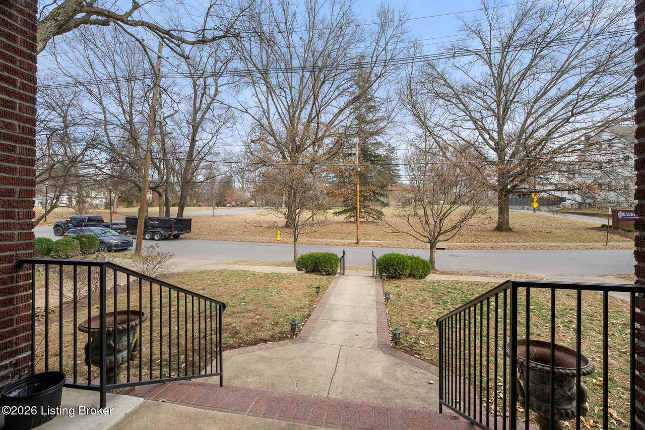 https://bt-photos.global.ssl.fastly.net/louisville/1280_boomver_1_1708617-2.jpg