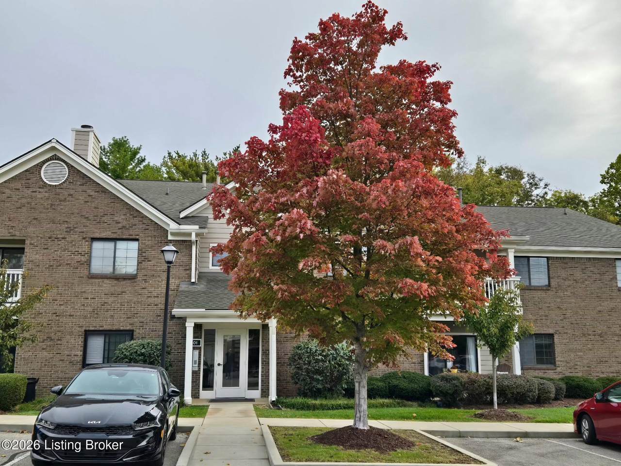 401 Creason Ct - Photo 1