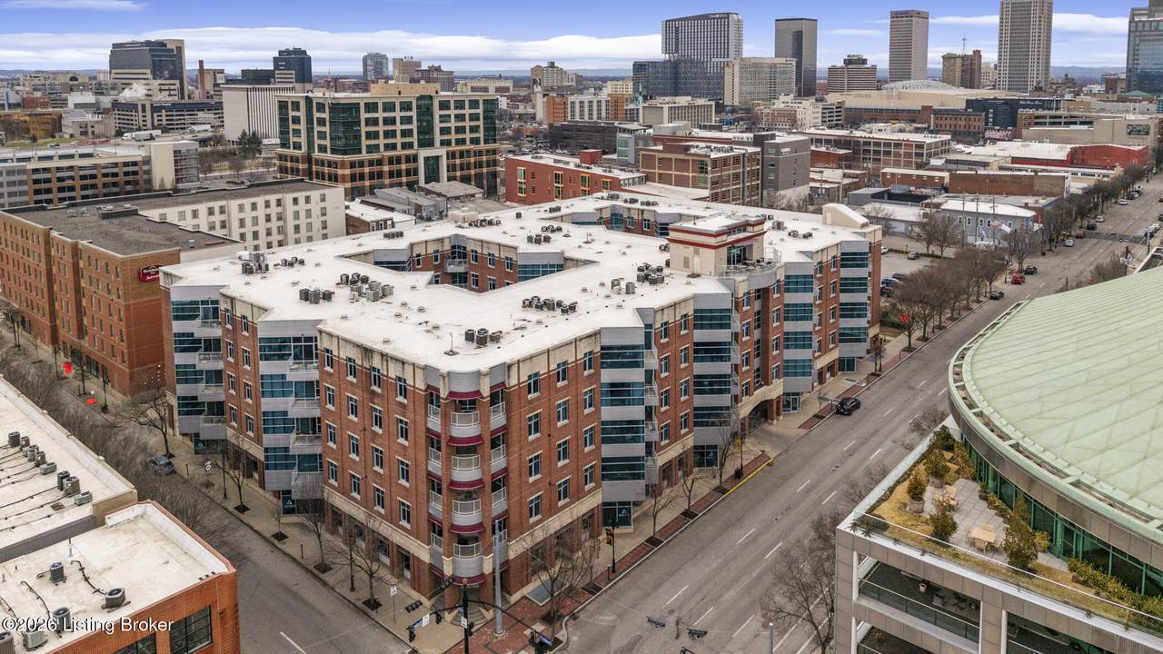 324 Main St - Photo 1