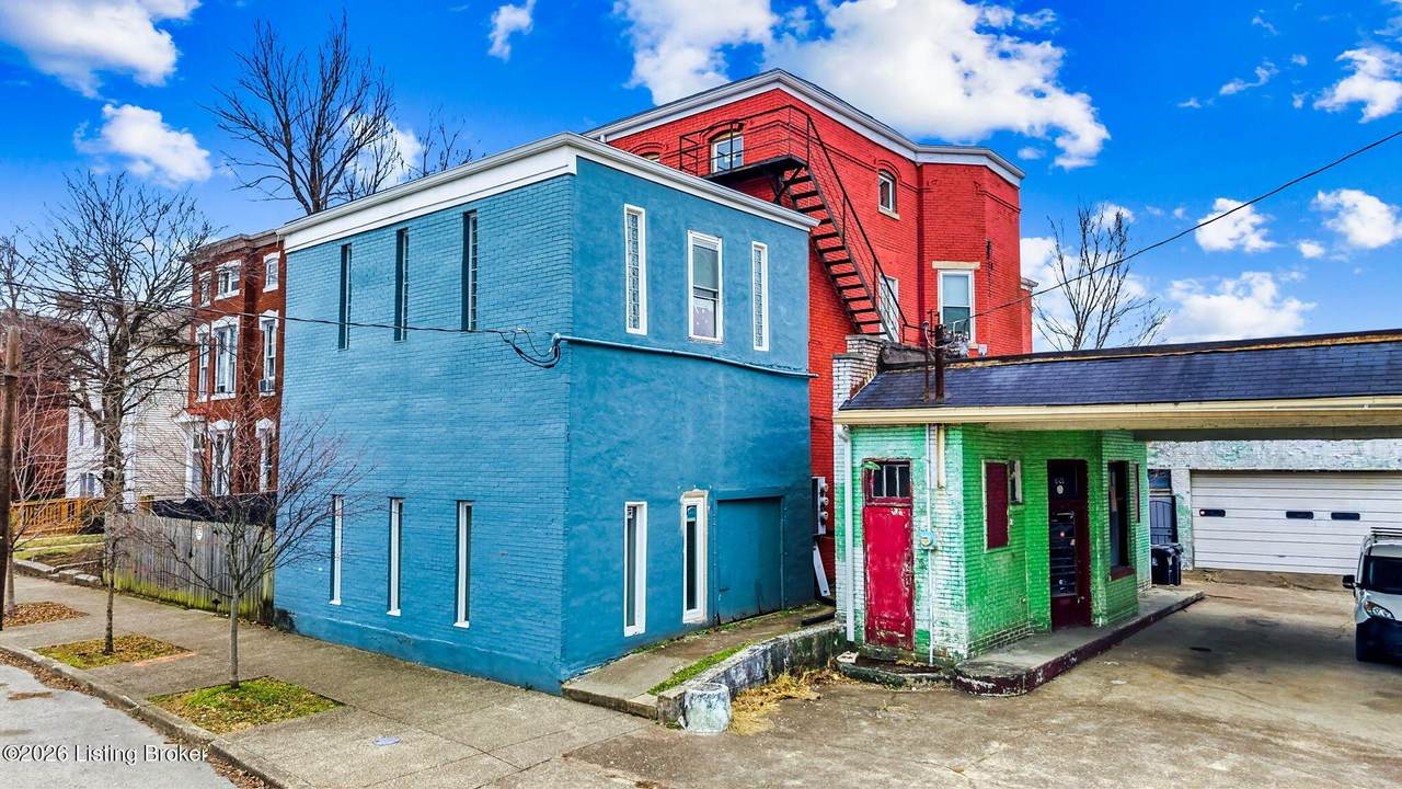 https://bt-photos.global.ssl.fastly.net/louisville/1280_boomver_1_1710516-2.jpg