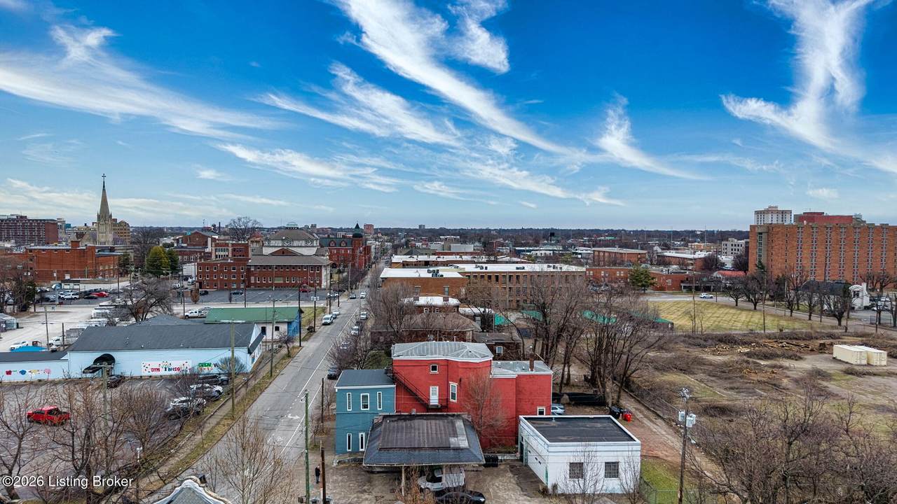 https://bt-photos.global.ssl.fastly.net/louisville/1280_boomver_1_1710516-2.jpg