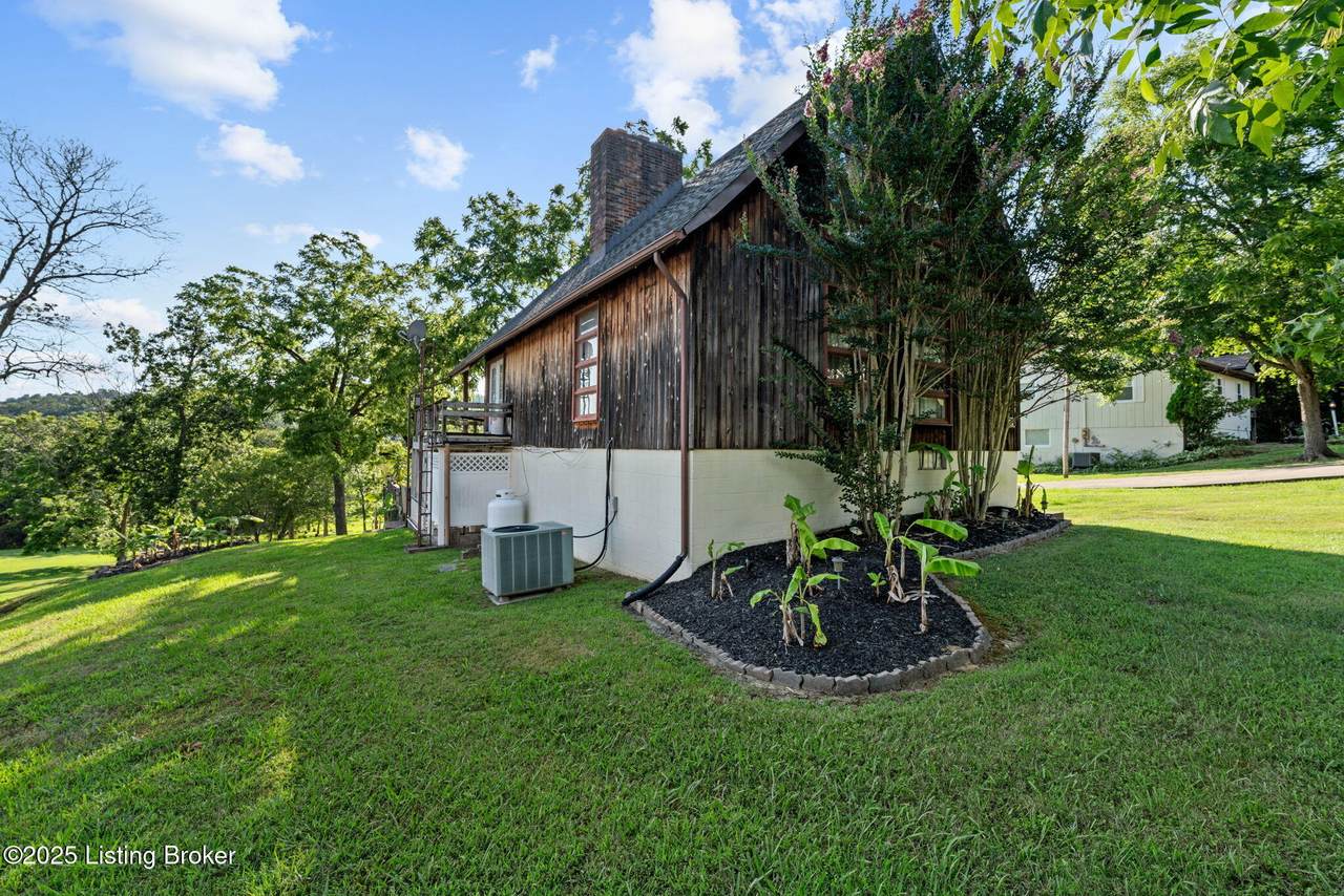 https://bt-photos.global.ssl.fastly.net/louisville/1280_boomver_1_1710974-2.jpg