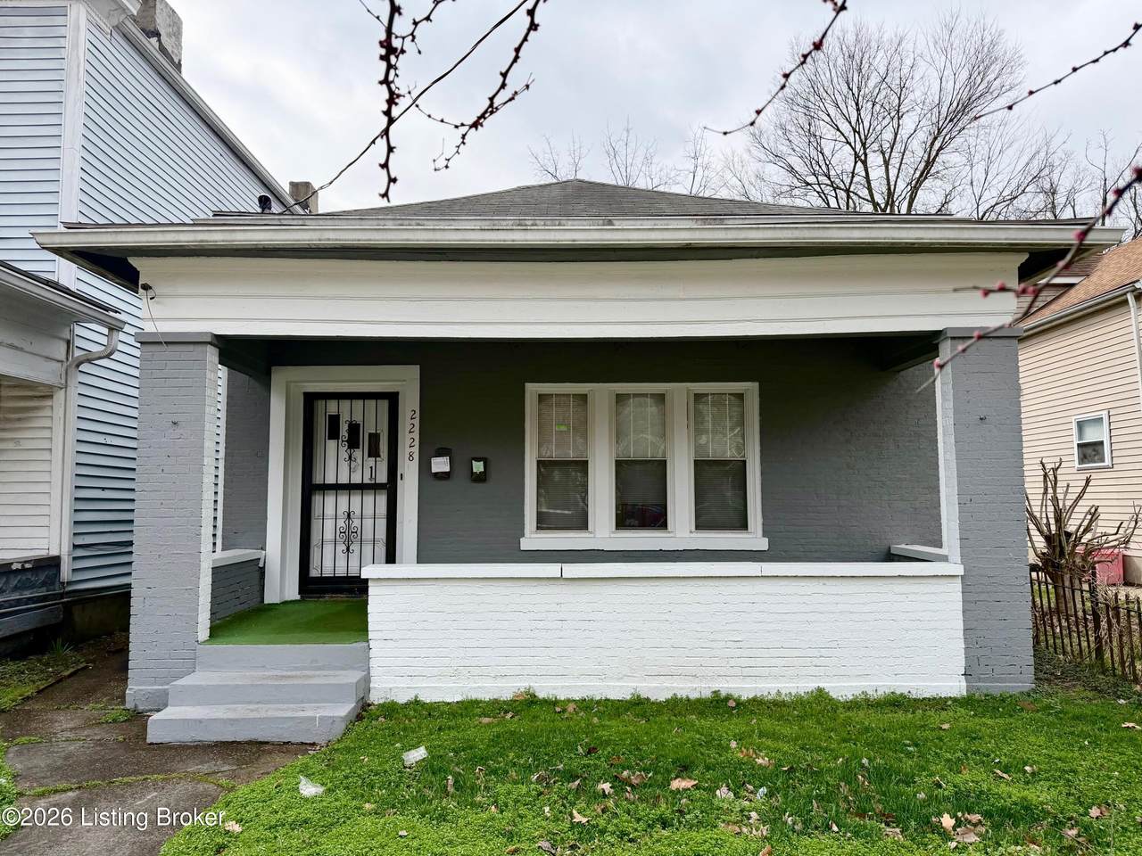 2228 Madison St - Photo 1