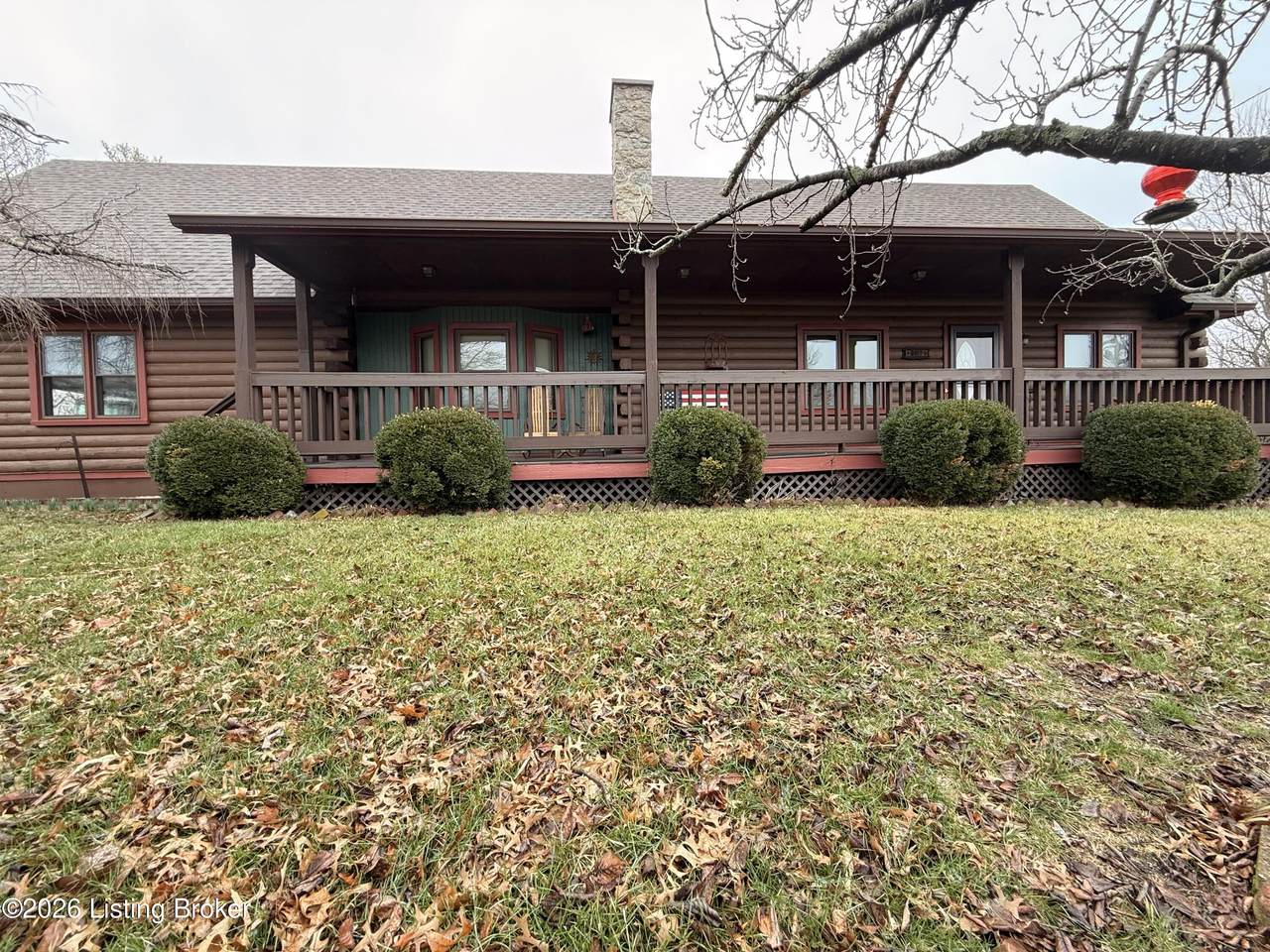 207 Lakeshore Dr - Photo 1
