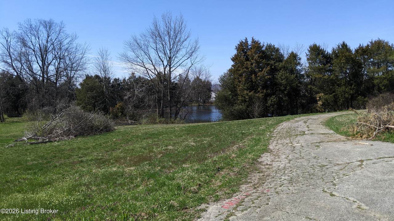 https://bt-photos.global.ssl.fastly.net/louisville/1280_boomver_1_1711763-2.jpg
