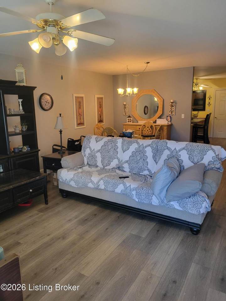 https://bt-photos.global.ssl.fastly.net/louisville/1280_boomver_1_1712279-2.jpg