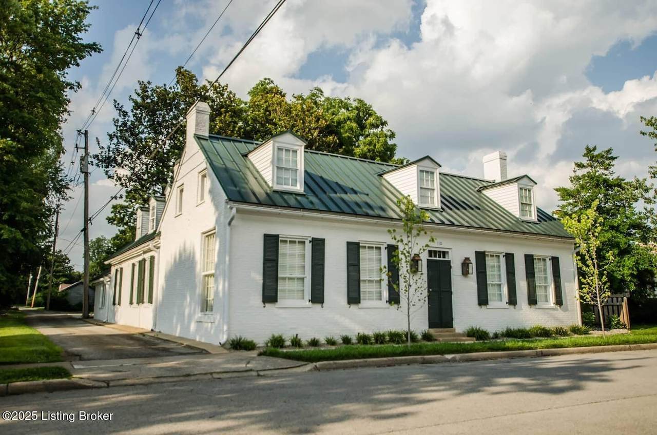 110 Brashear Ave - Photo 1