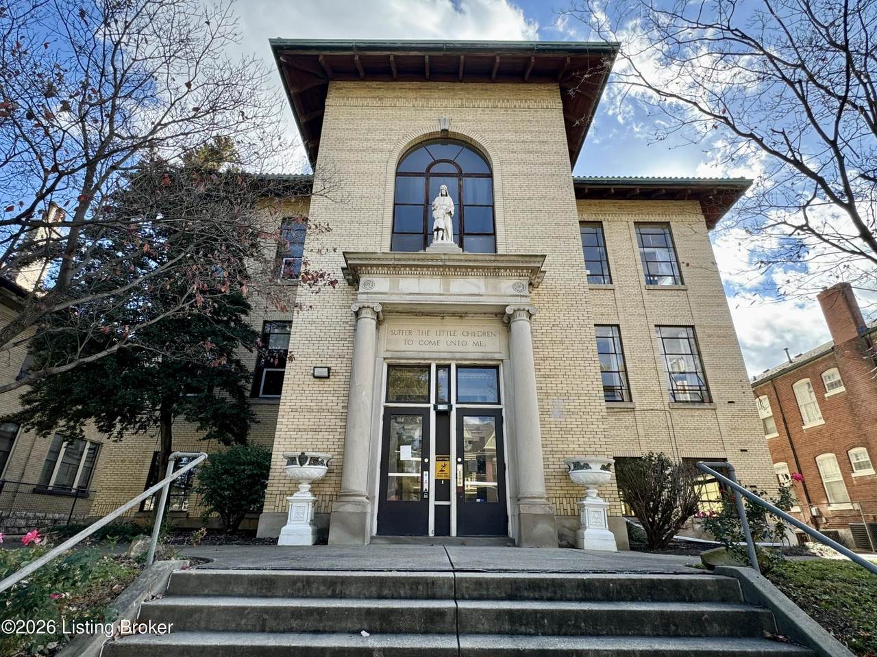 1516 Hepburn Ave - Photo 1