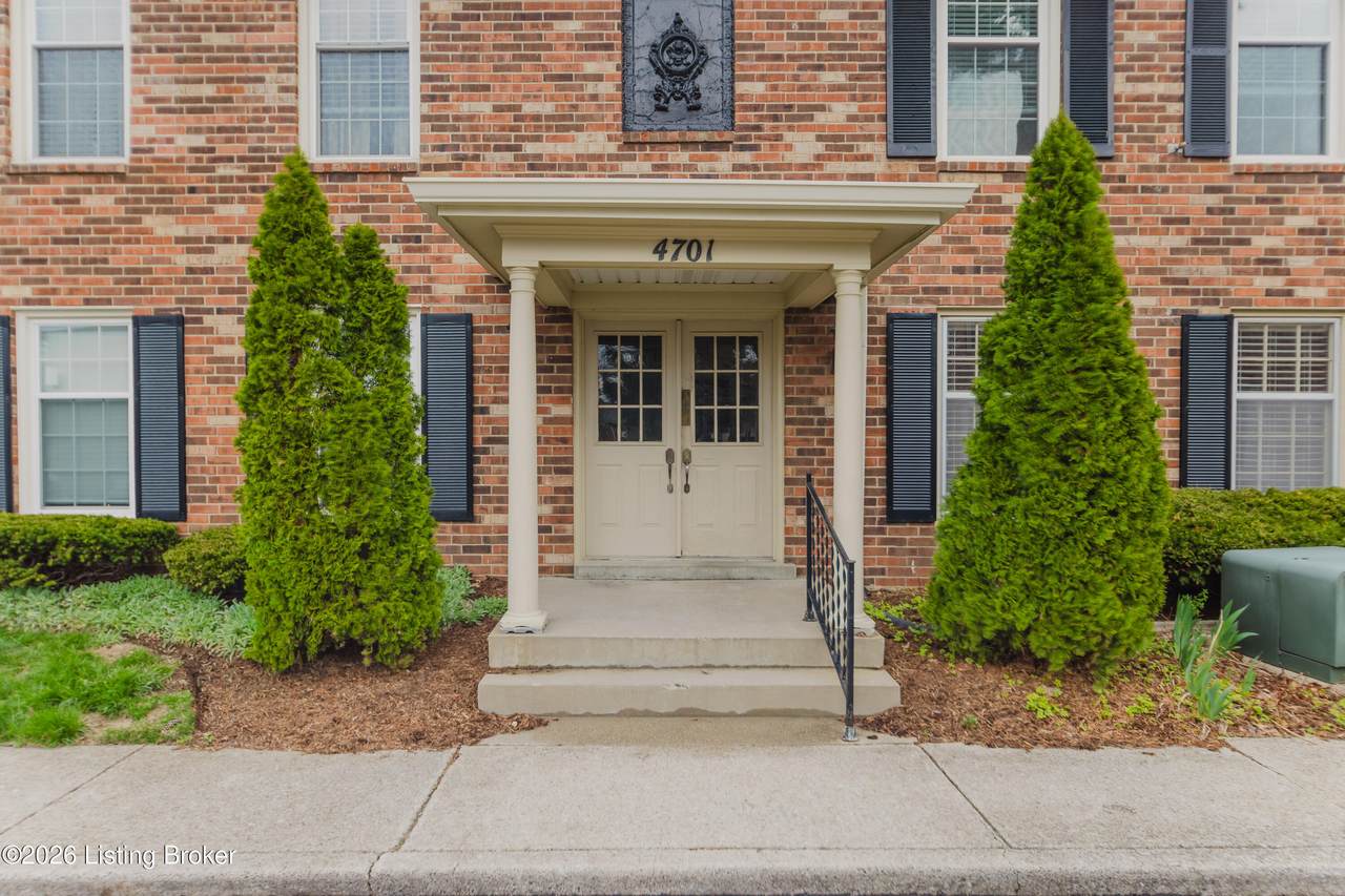 4701 Salisbury Square - Photo 1