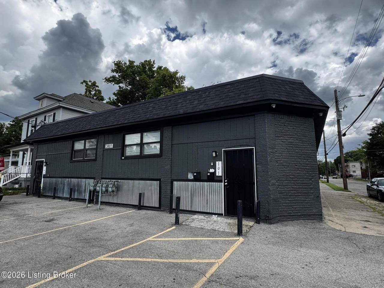 3801 River Park Dr - Photo 1