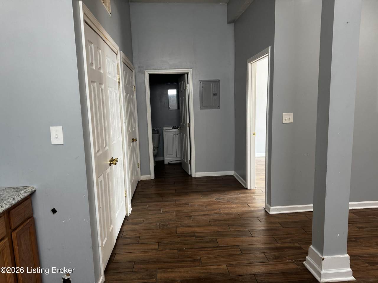https://bt-photos.global.ssl.fastly.net/louisville/1280_boomver_1_1712995-2.jpg