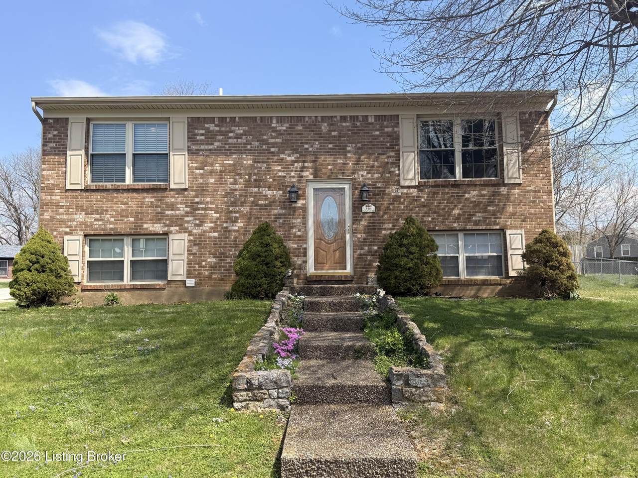 8401 Cloverport Dr - Photo 1