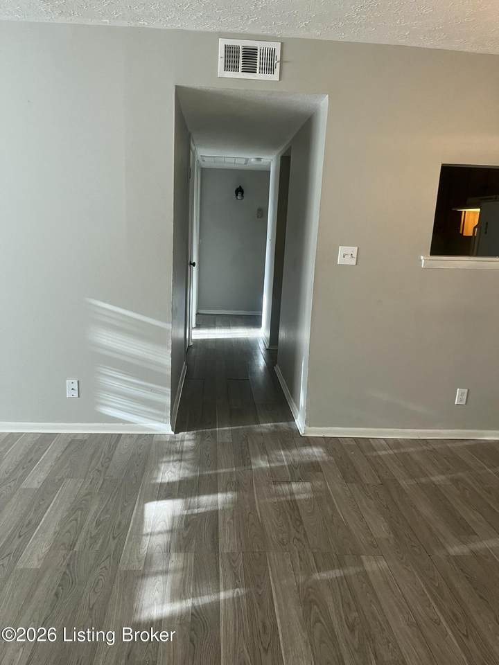 https://bt-photos.global.ssl.fastly.net/louisville/1280_boomver_1_1713296-2.jpg