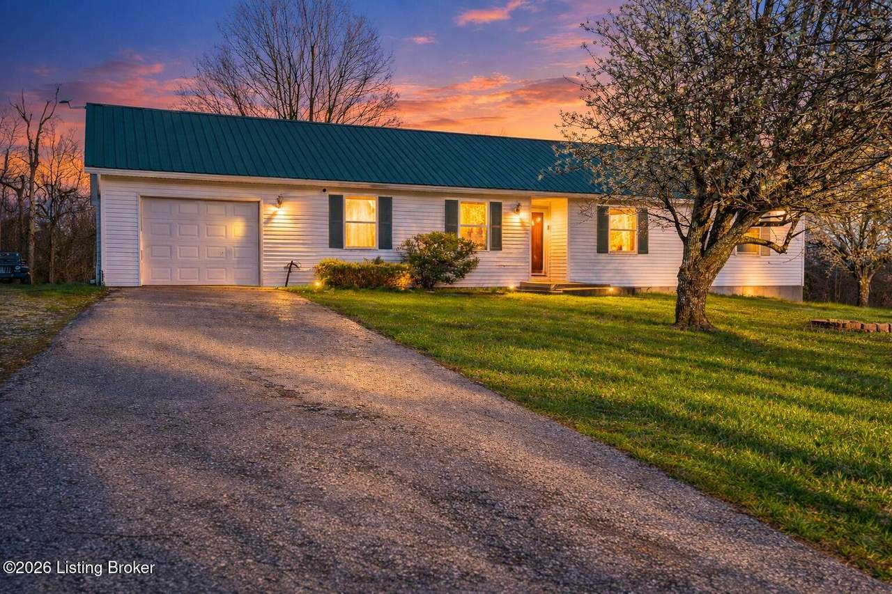 1336 Tracy Rd - Photo 1
