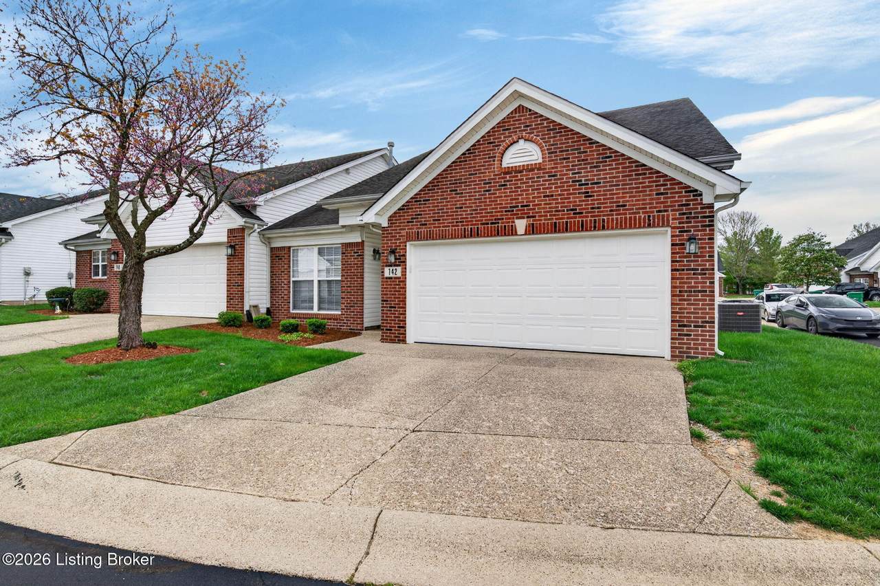142 Charlton Wynde Dr - Photo 1