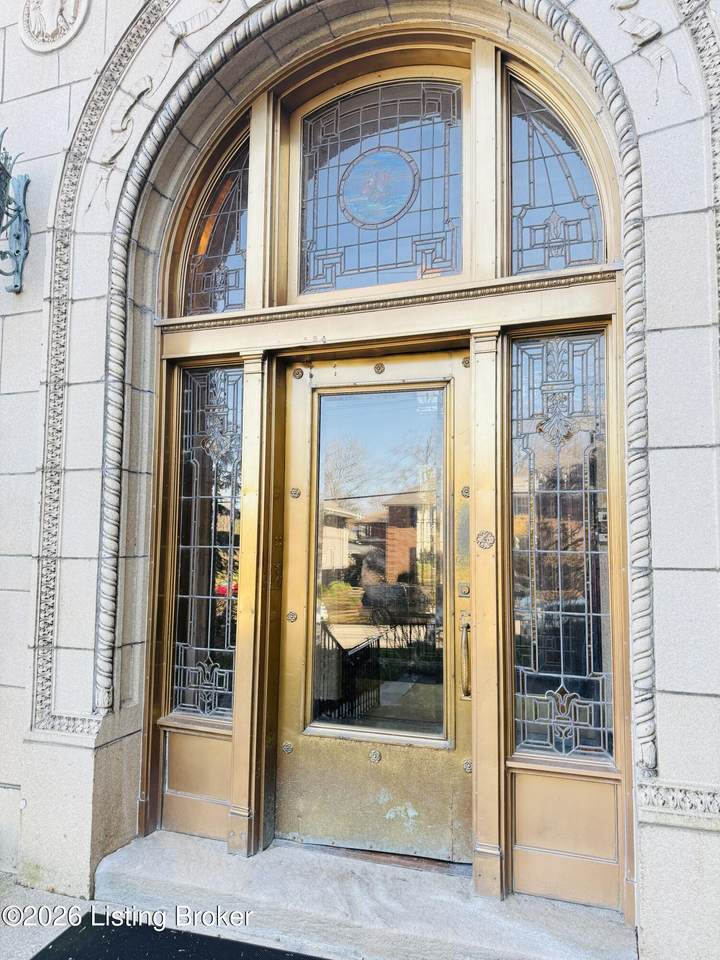 https://bt-photos.global.ssl.fastly.net/louisville/1280_boomver_1_1714144-2.jpg