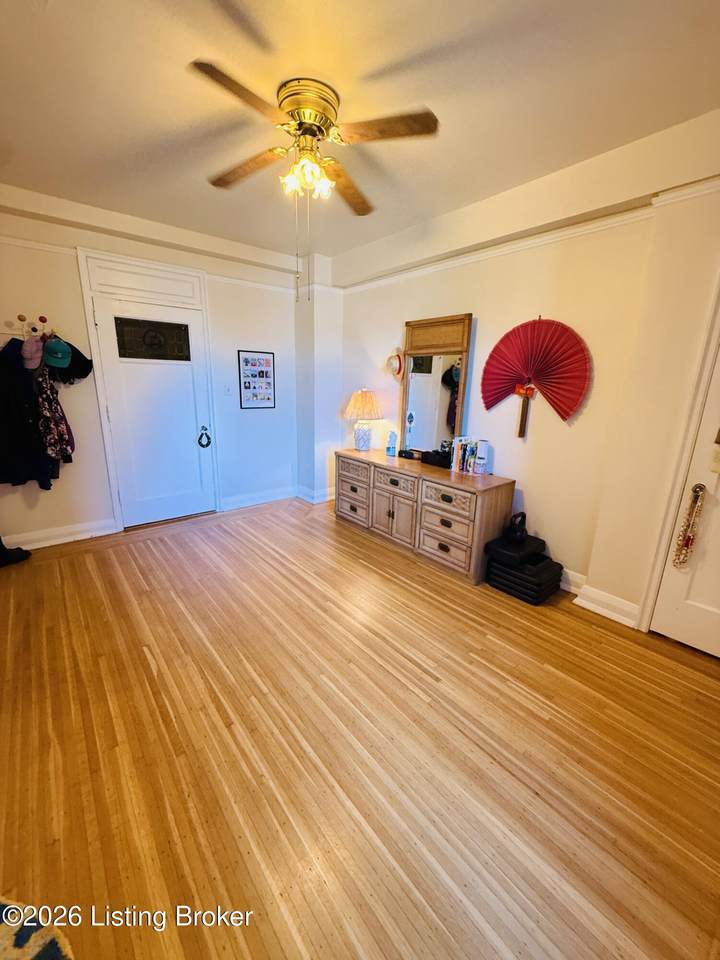 https://bt-photos.global.ssl.fastly.net/louisville/1280_boomver_1_1714144-2.jpg