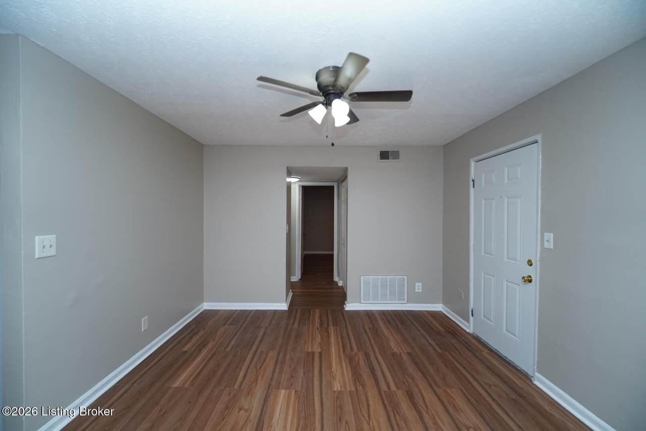 https://bt-photos.global.ssl.fastly.net/louisville/1280_boomver_1_1714180-2.jpg