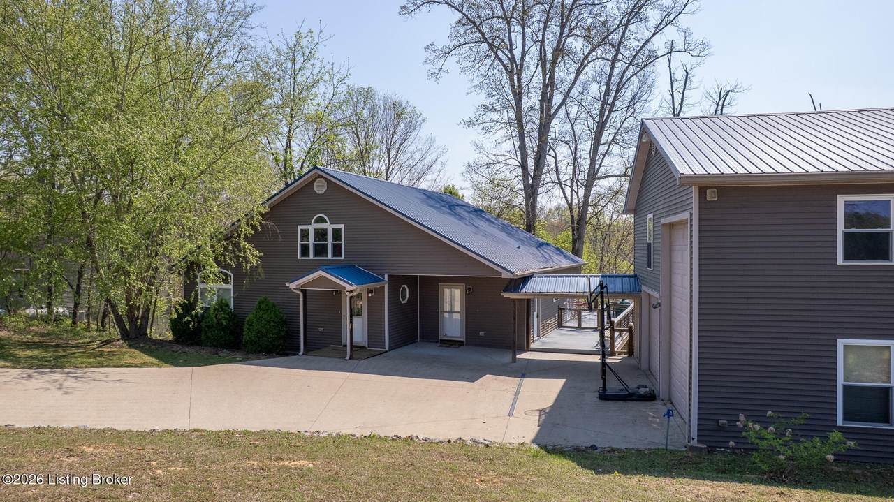 https://bt-photos.global.ssl.fastly.net/louisville/1280_boomver_1_1714208-2.jpg