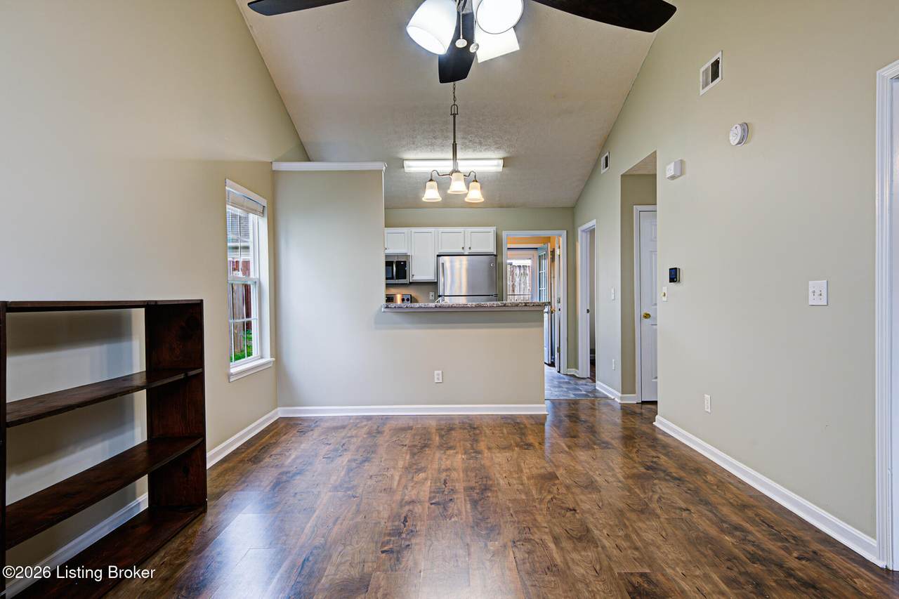 https://bt-photos.global.ssl.fastly.net/louisville/1280_boomver_1_1714241-2.jpg