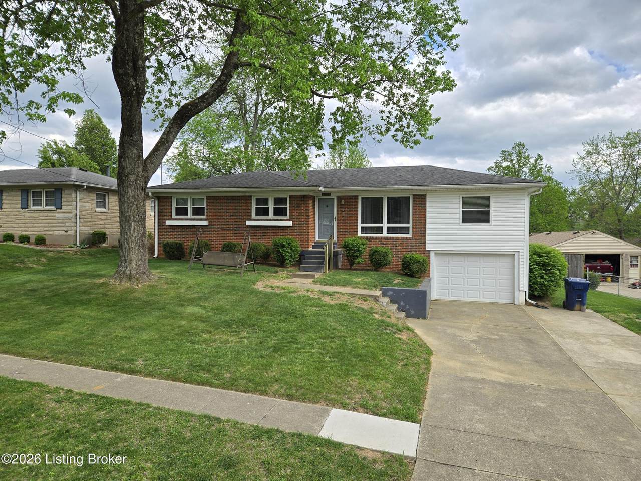 9005 Wooddale Dr - Photo 1