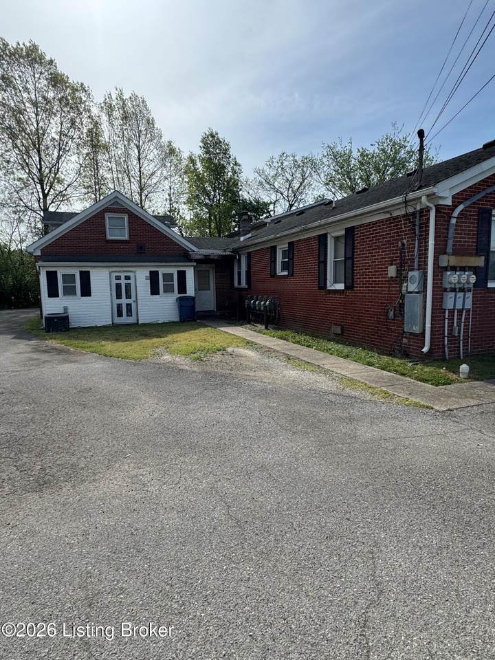 138 Patterson Ln - Photo 1