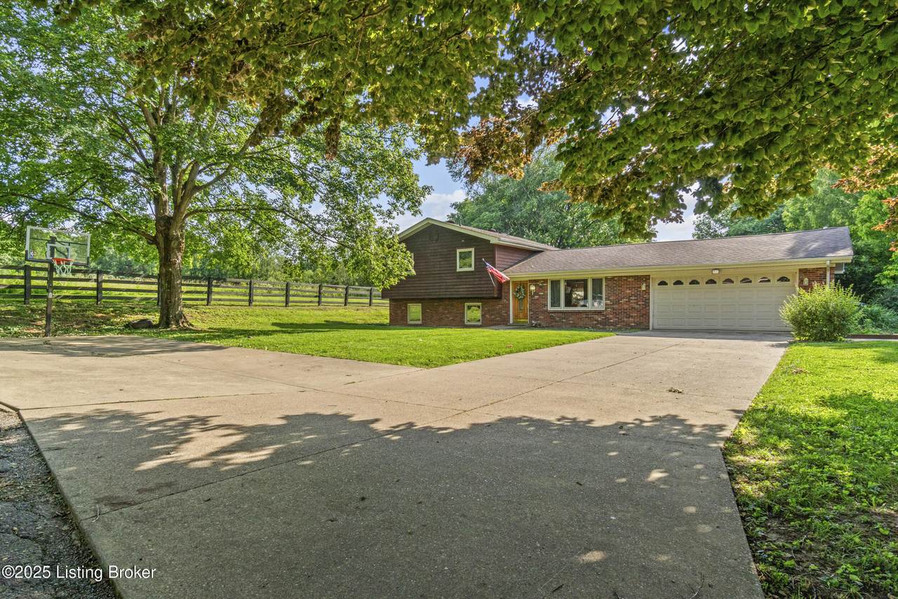 https://bt-photos.global.ssl.fastly.net/louisville/1280_boomver_1_1714710-2.jpg