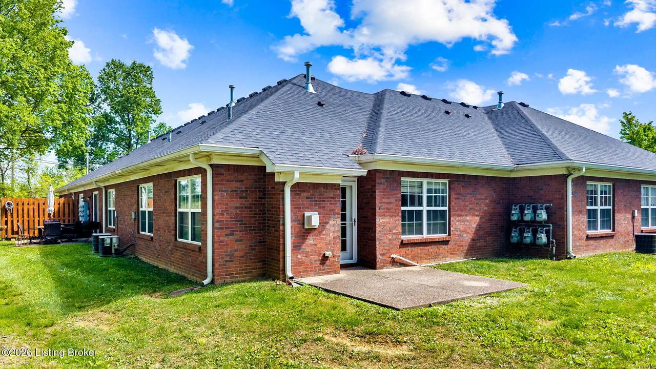 https://bt-photos.global.ssl.fastly.net/louisville/1280_boomver_1_1715303-2.jpg