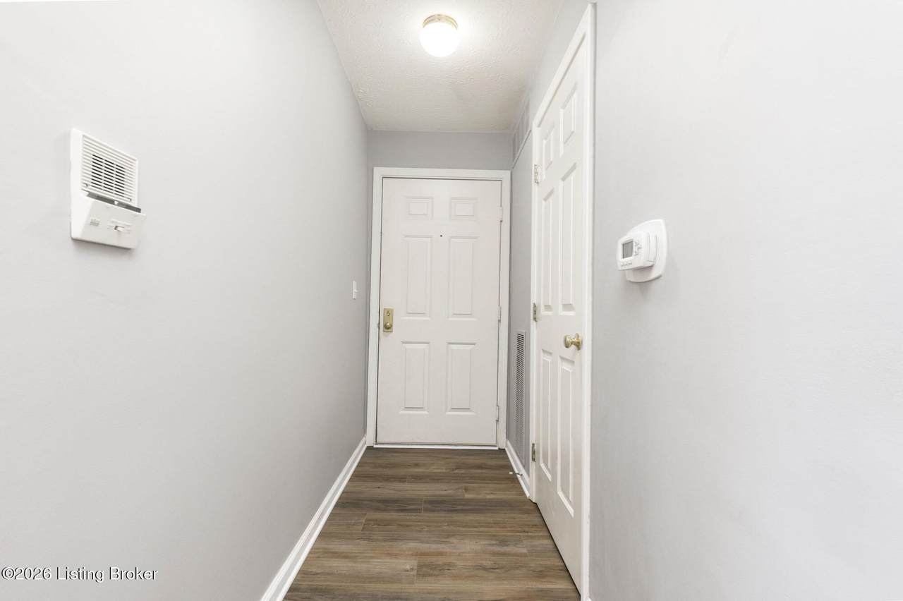 https://bt-photos.global.ssl.fastly.net/louisville/1280_boomver_1_1715375-2.jpg