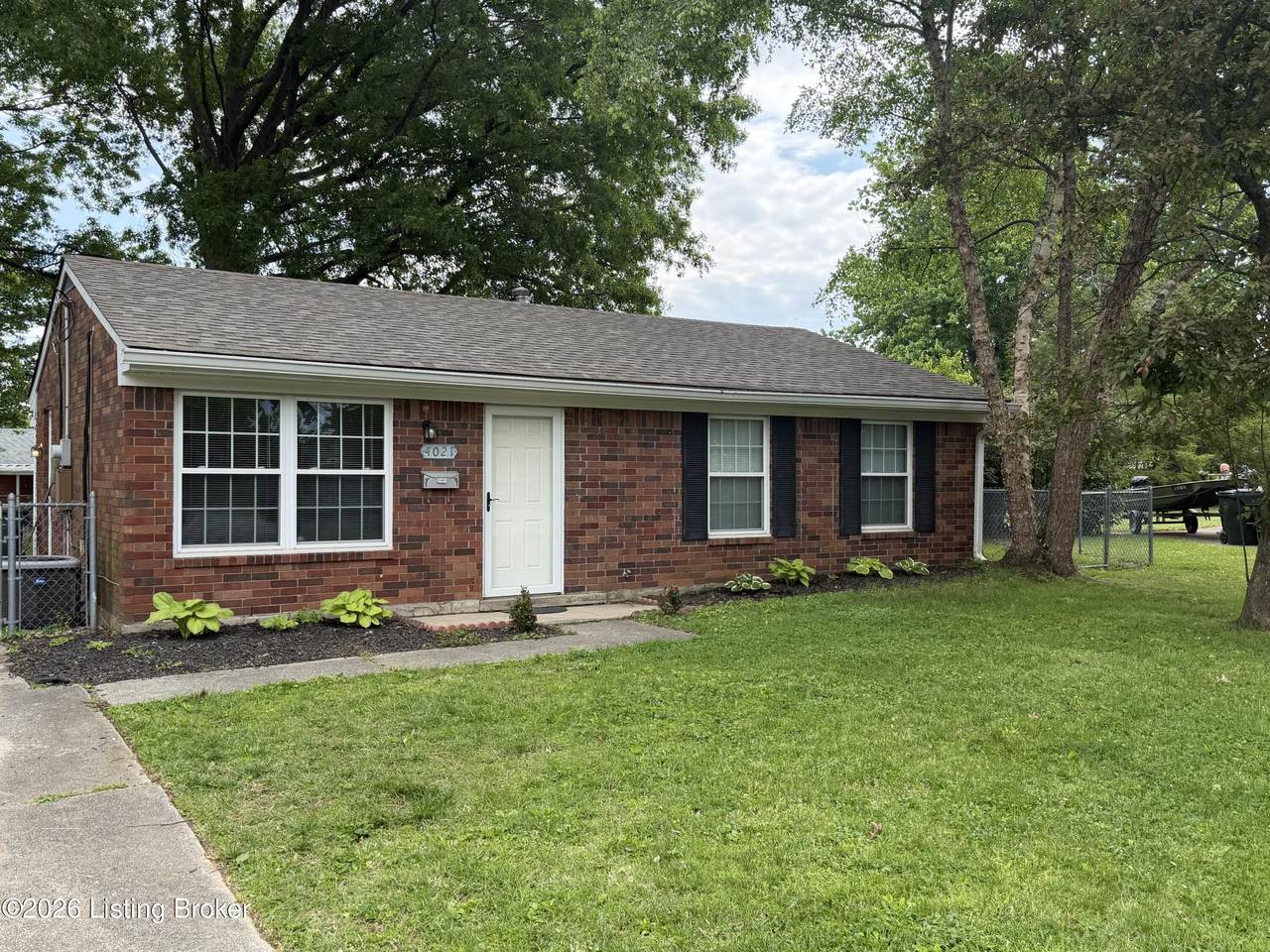 4021 Tally Ho Ct - Photo 1