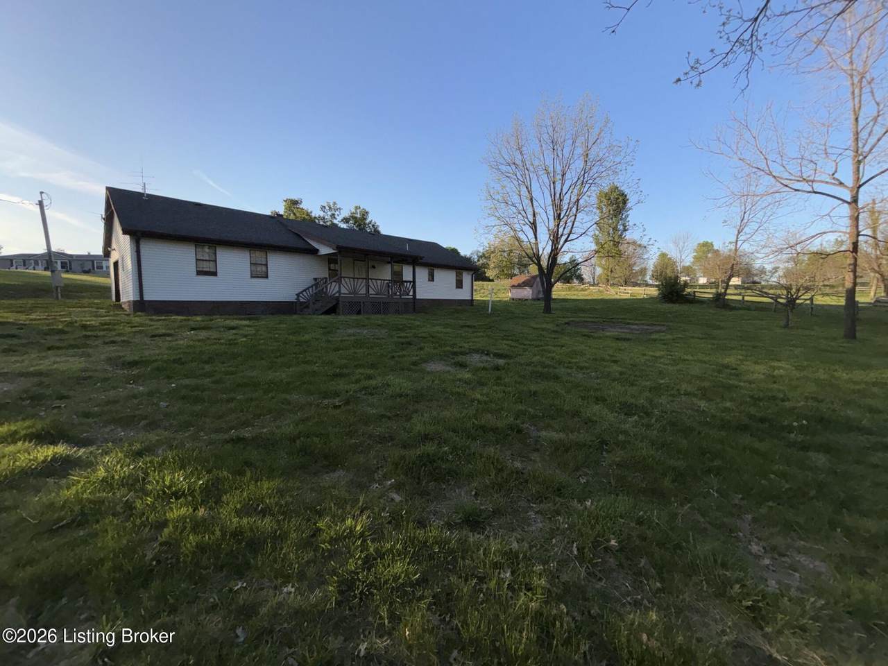 186 Blakemore Ln - Photo 1