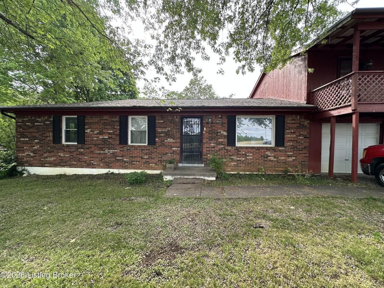 804 Wallace Ave - Photo 1